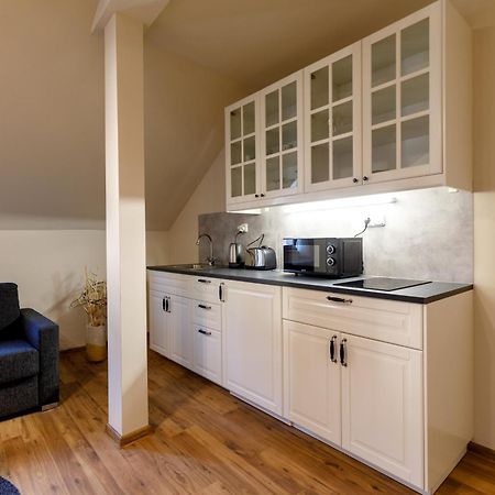 Apartments Menuet Karlovy Vary Phòng bức ảnh