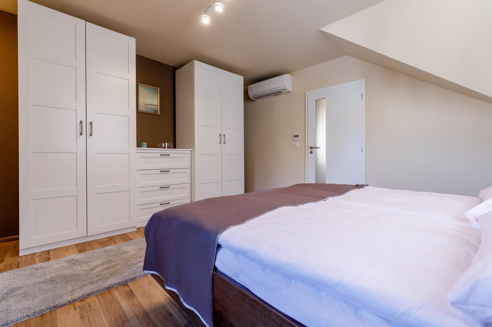 Apartments Menuet Karlovy Vary Phòng bức ảnh